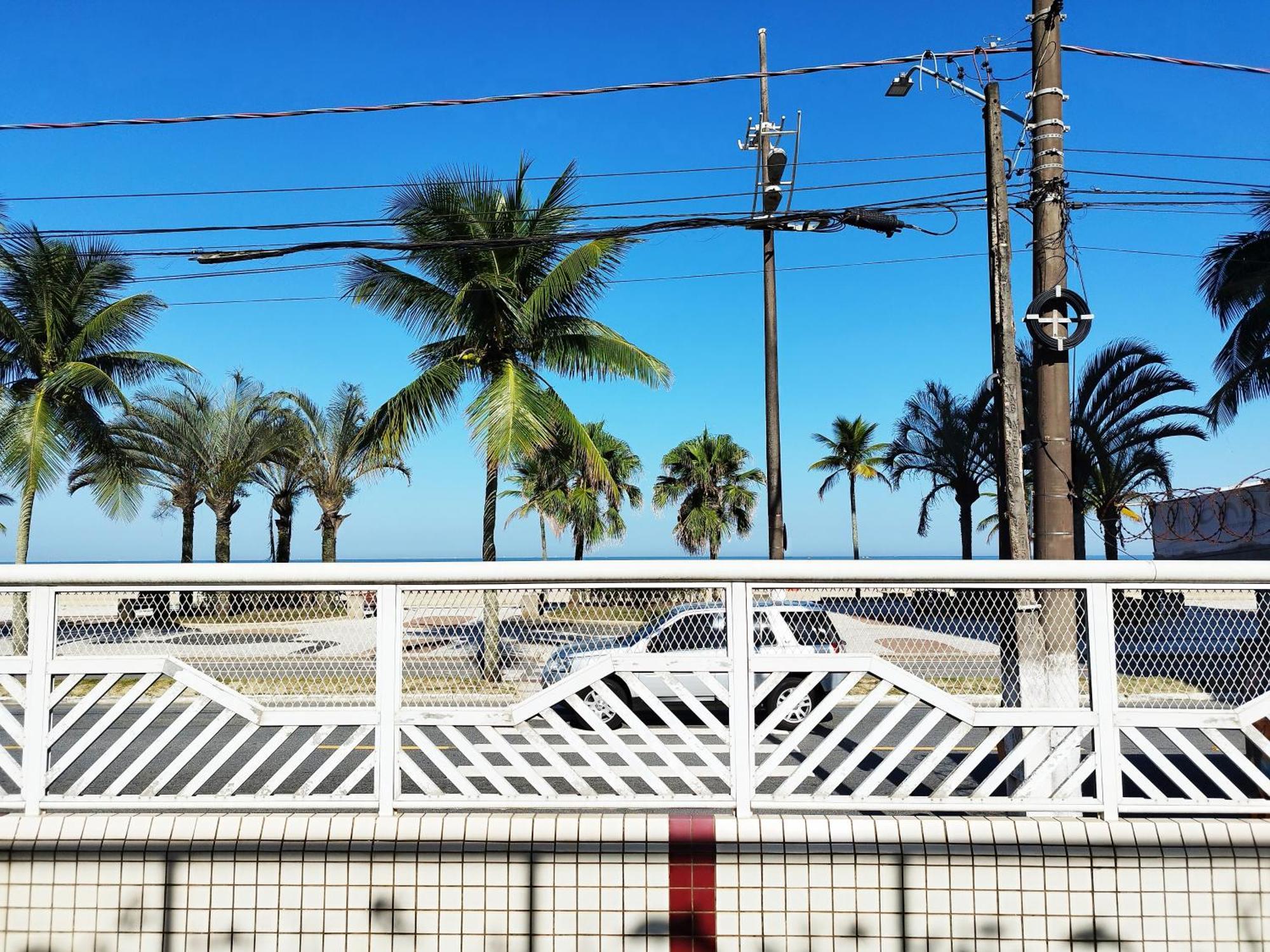 Aconchegante Apartamento Com Vista Para O Mar -Guilhermina Praia Grande  Exterior foto